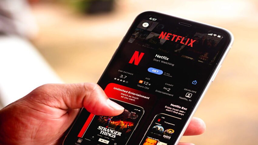 Netflix’e Ucuz ama ‘Reklamlı’ Abonelik Paketleri Geliyor